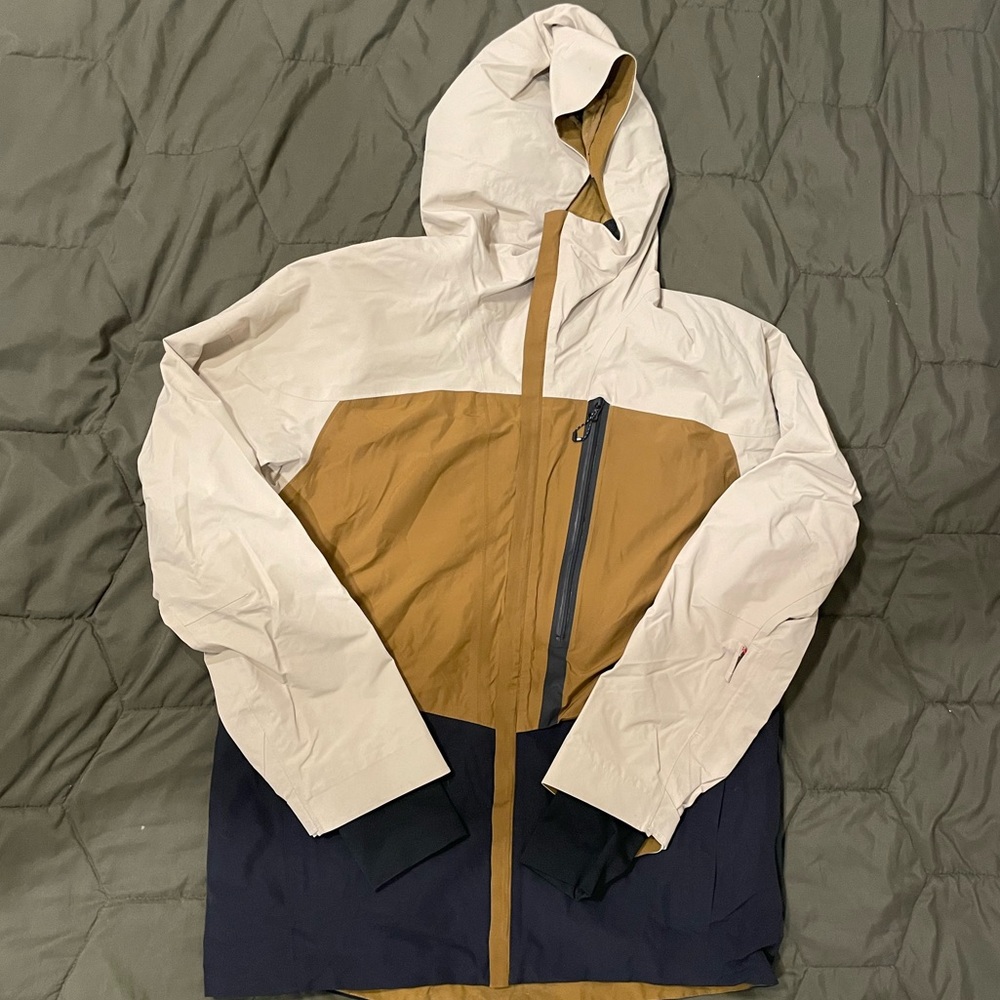 686 Men Gore Tex Ski Snowboard Shell Jacket XL worn once